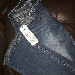 NWT Shyanne Anne jeans